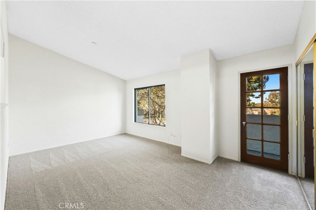 Property Photo: 104 Harbor Woods Place 104 CA 92660