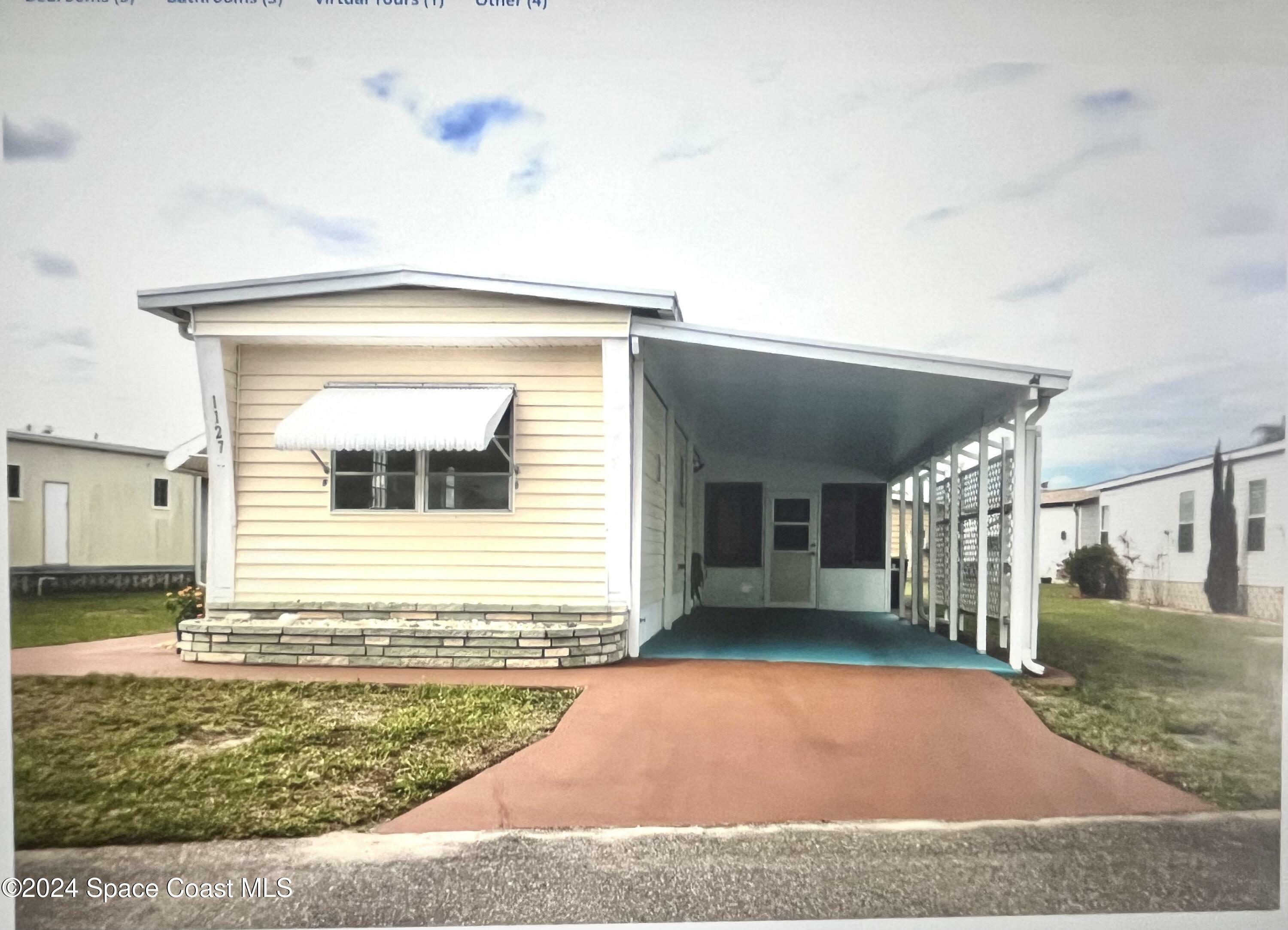 Property Photo:  1127 Virginia Court NE  FL 32907 