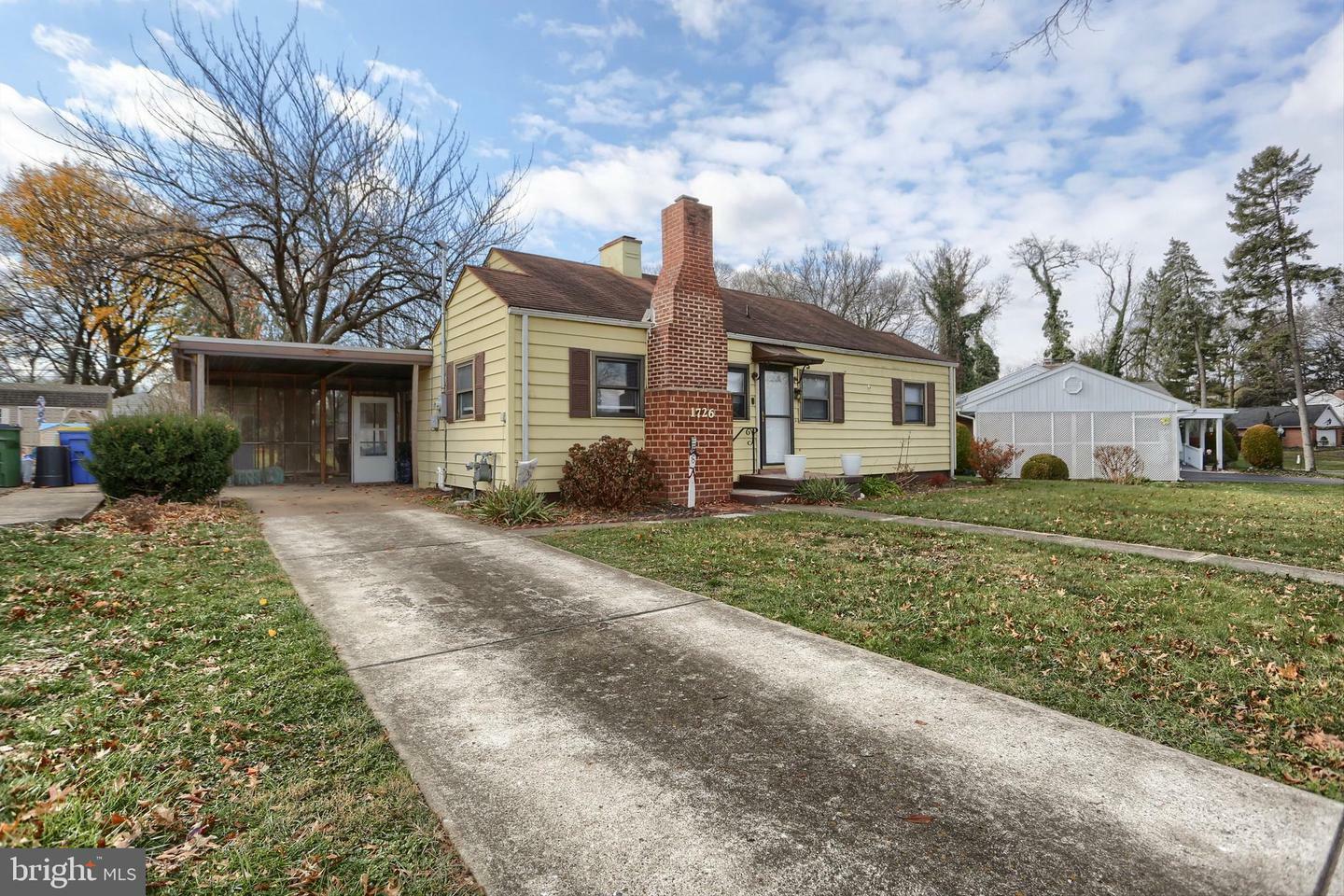 Property Photo:  1726 Warren Street  PA 17070 