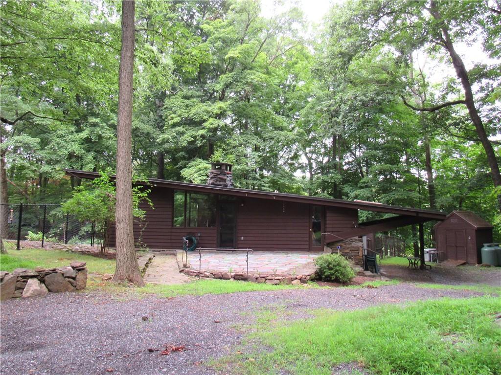 Property Photo:  224 Hessian Hills Road  NY 10520 