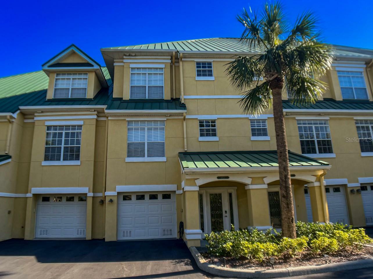 Property Photo:  6453 Sunset Bay Circle  FL 33572 