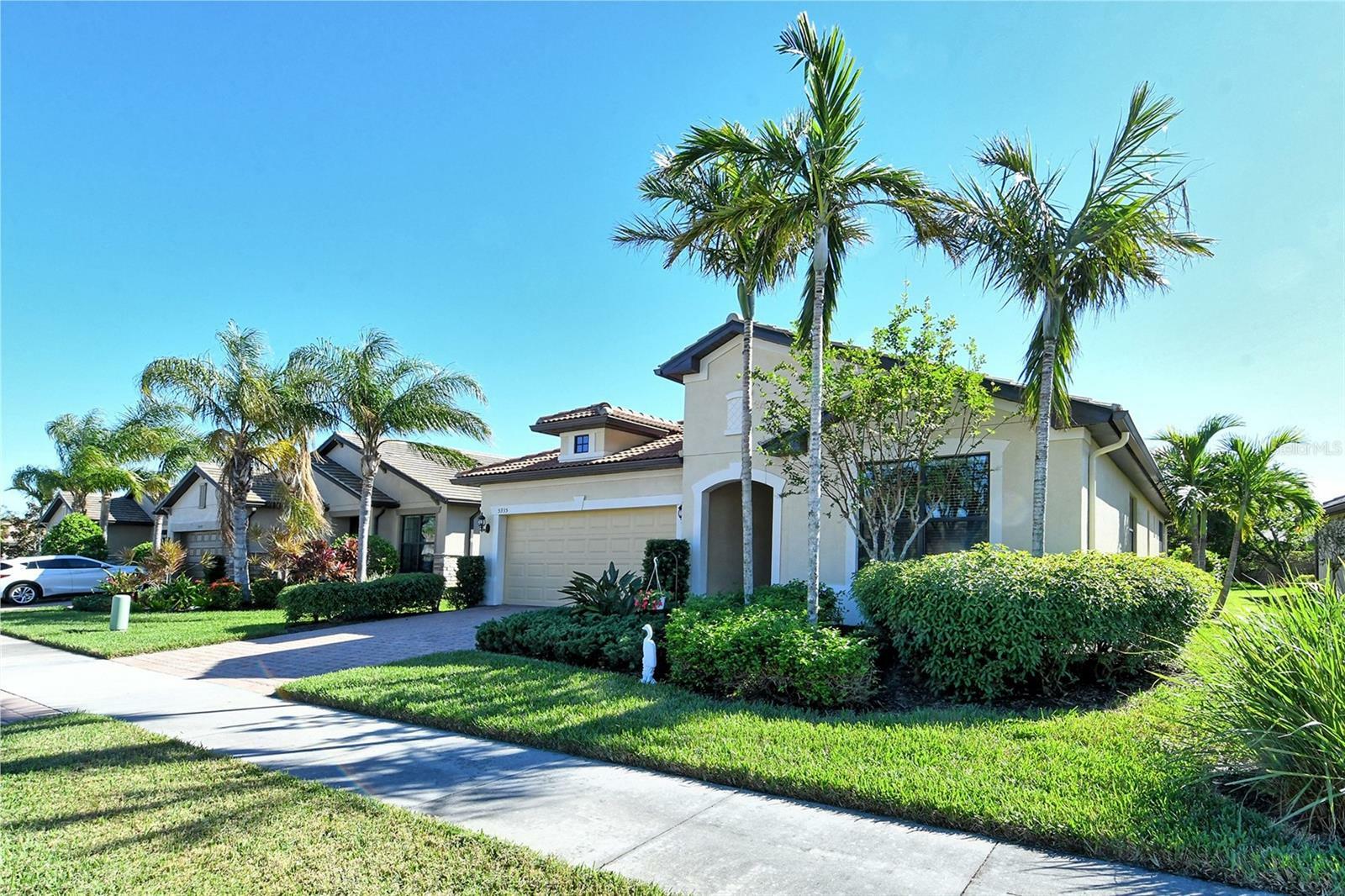 Property Photo: 5935 Caspian Tern Drive FL 34238