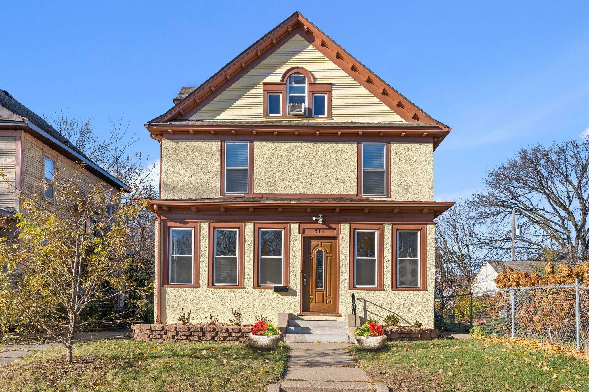 Property Photo: 419 Newton Avenue N MN 55405