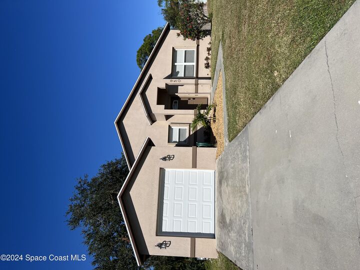 950 Bermuda Avenue  Sebastian FL 32958 photo