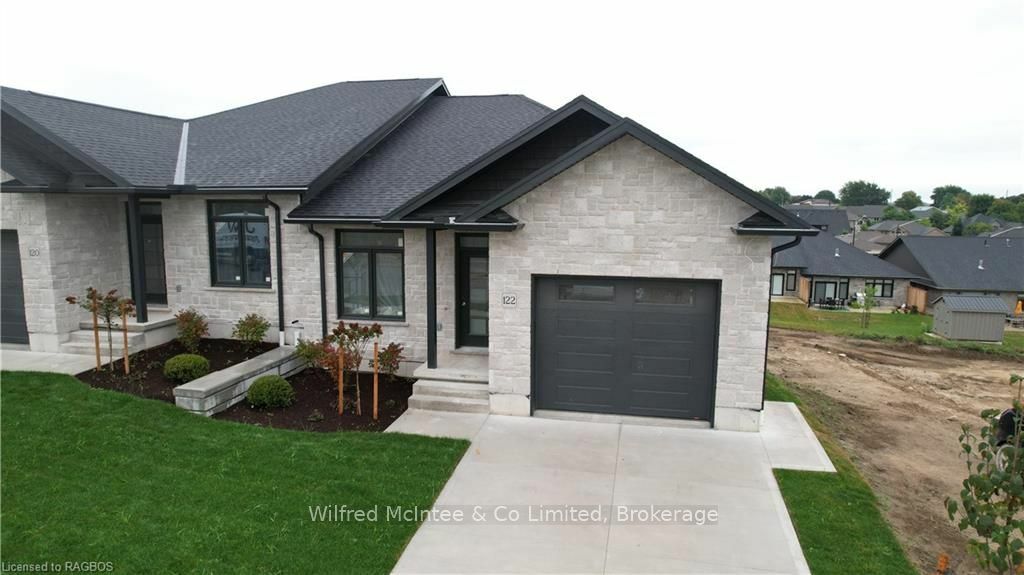 Property Photo:  122 Devinwood Ave  ON N0G 2V0 