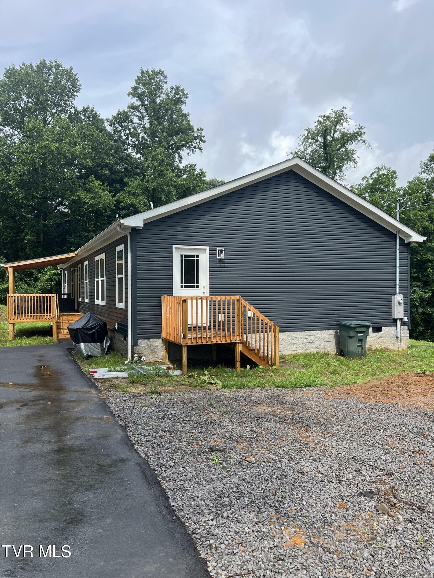 Property Photo: 1619 Fraley White Drive TN 37643