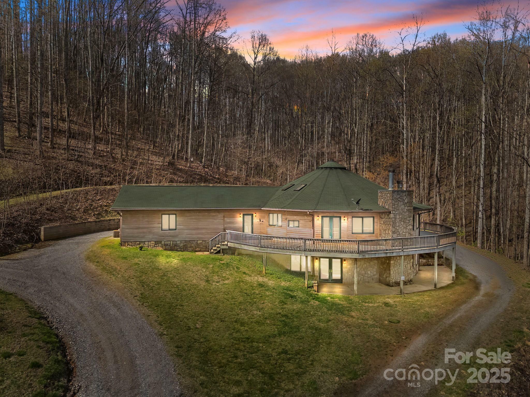 Property Photo: 417 Quiet Forest Lane NC 28779