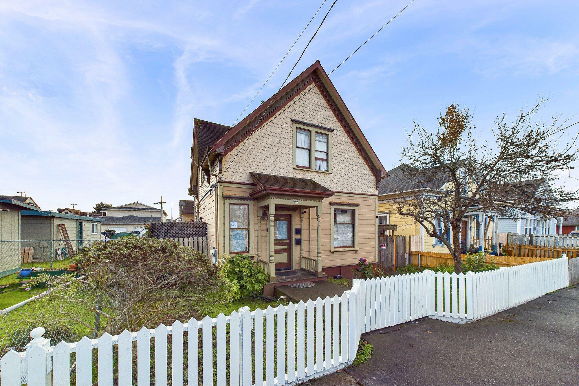 123 Washington Street  Eureka CA 95501 photo