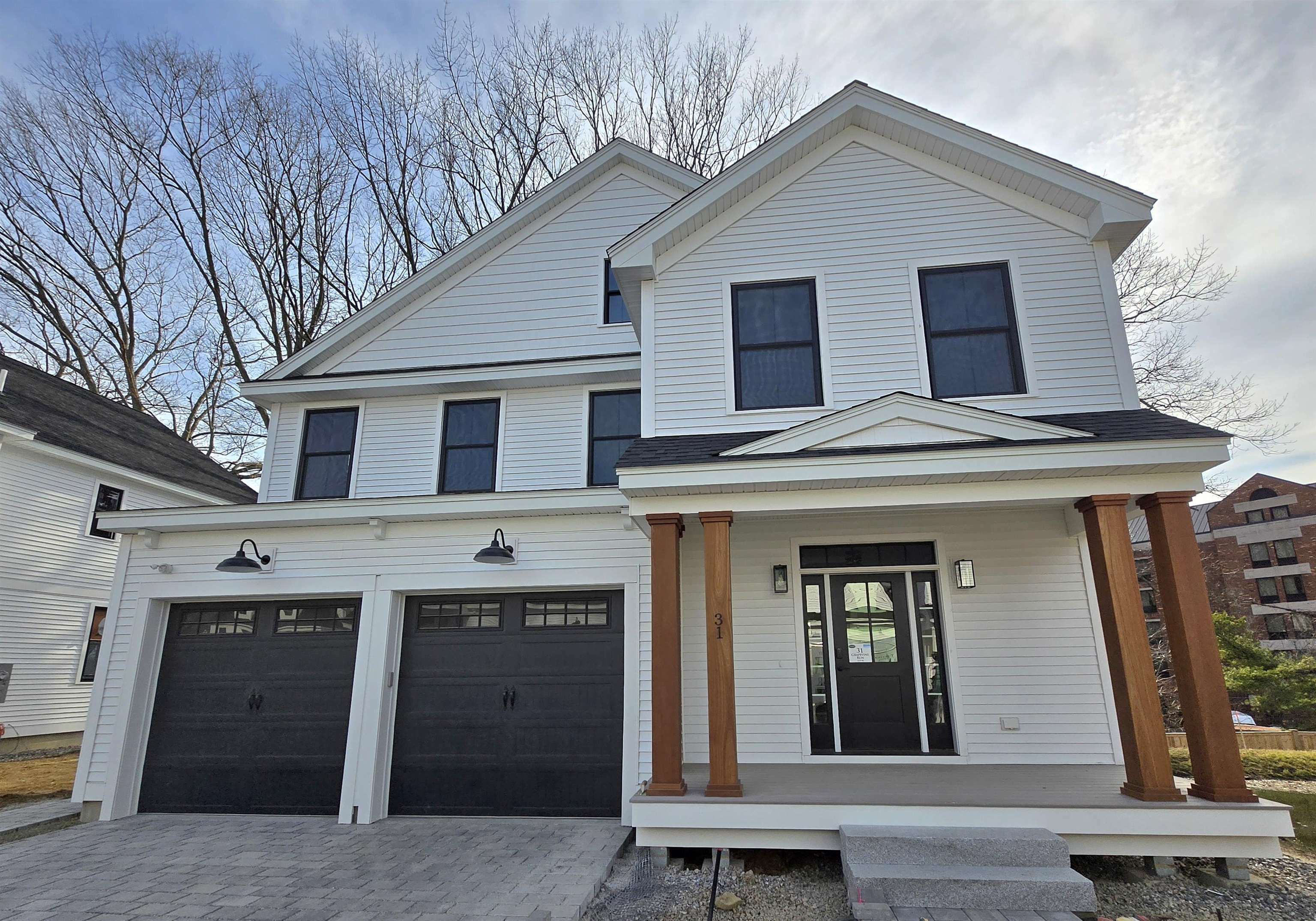 Property Photo: 31 Grapevine Run NH 03801