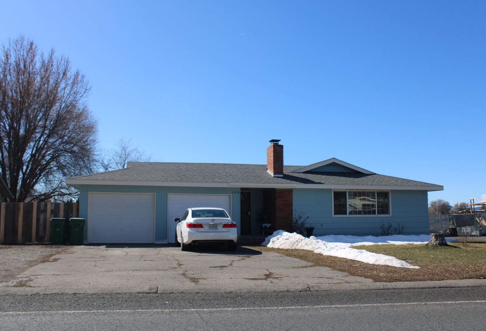 Property Photo:  5814 Harlan Drive  OR 97603 