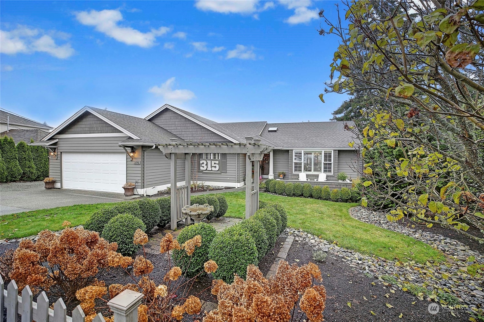 Property Photo:  315 Heather Drive  WA 98282 