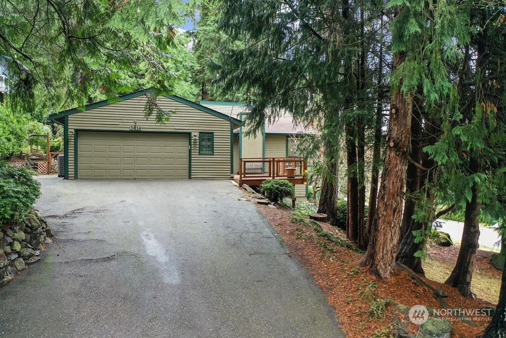 Property Photo: 3814 NE Roosevelt Street WA 98311