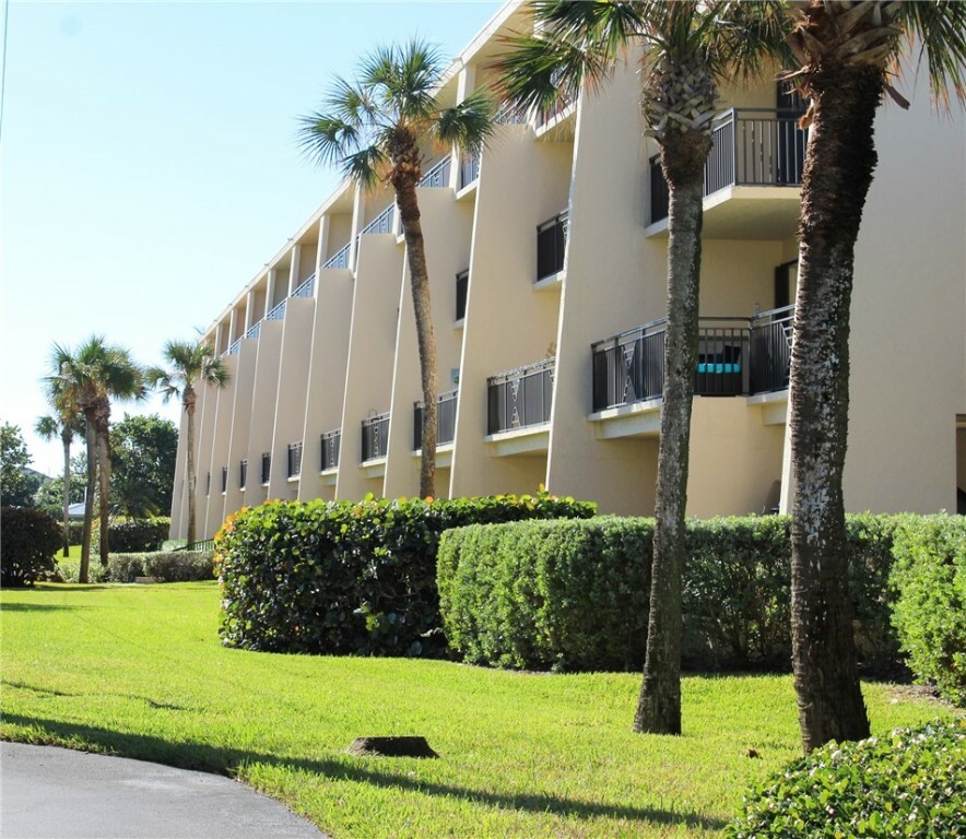 Property Photo:  3939 Ocean Drive 205C  FL 32963 