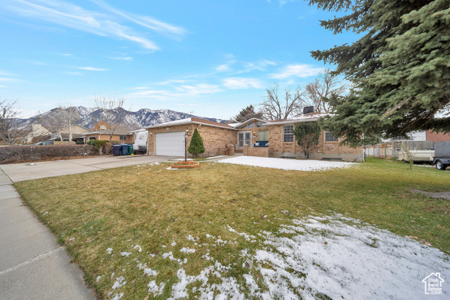 Property Photo: 1806 E 9800 S UT 84092
