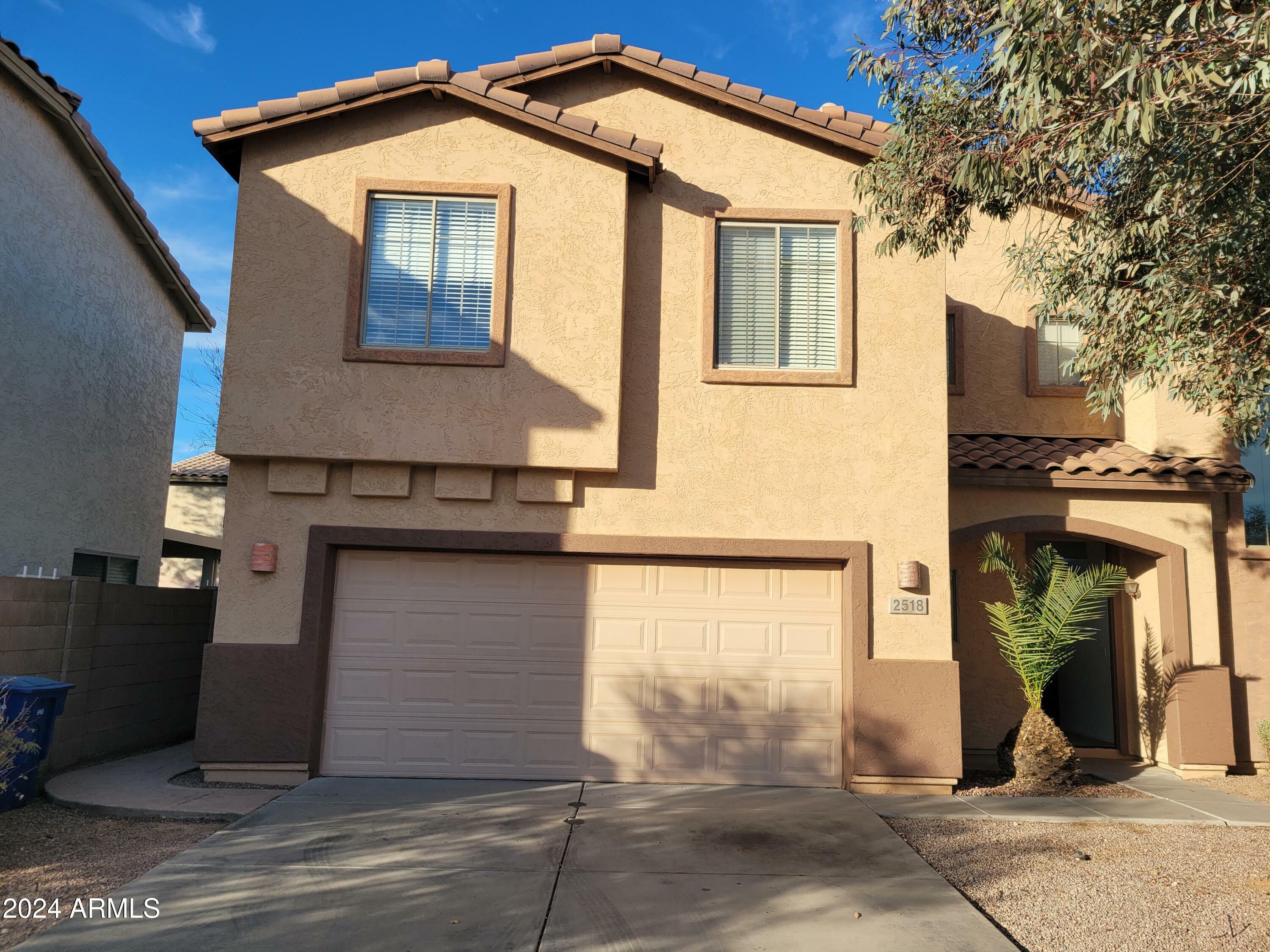 Property Photo:  2518 E Indian Wells Place  AZ 85249 