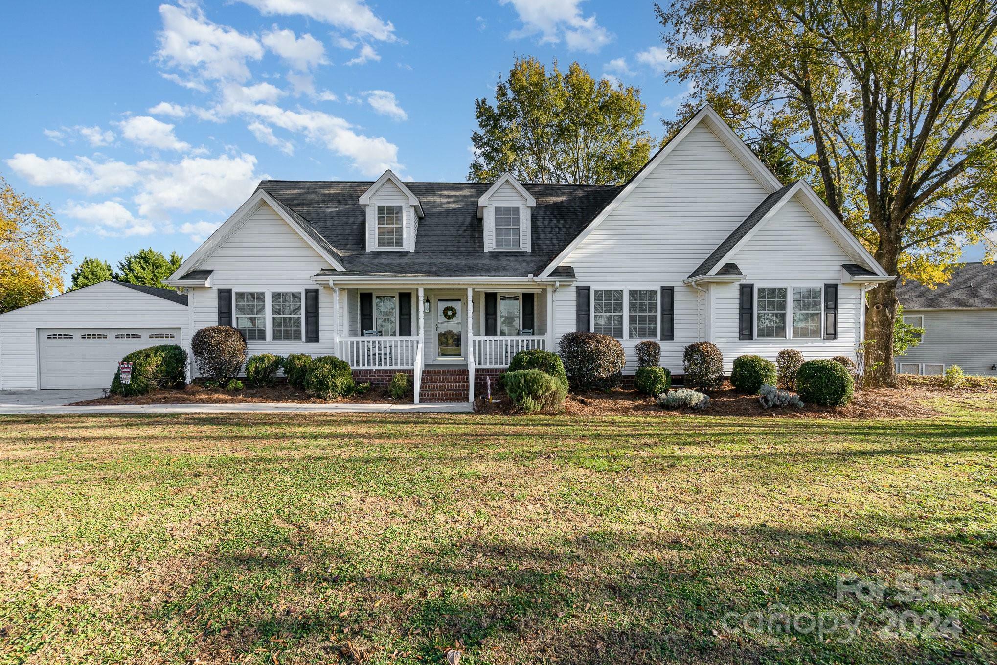 Property Photo:  5245 Roberta Road  NC 28027 