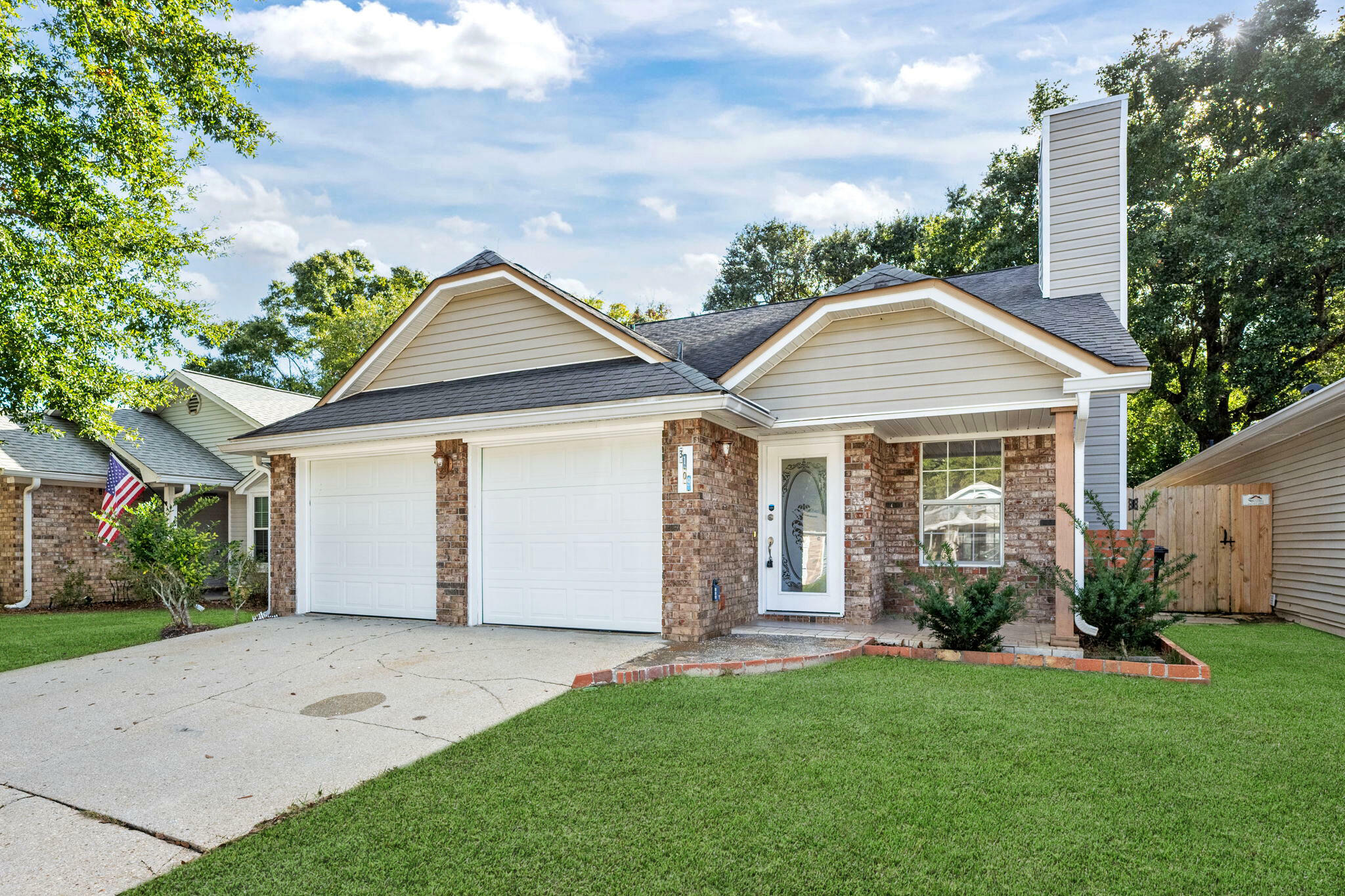 Property Photo:  3109 Station Court  FL 32504 