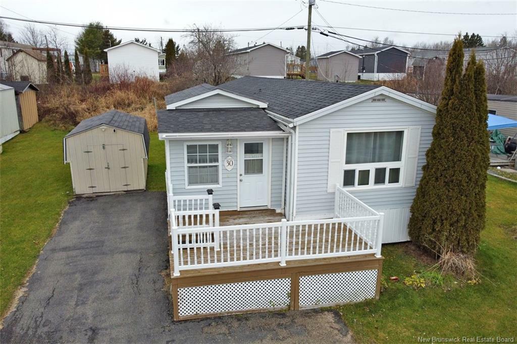 Property Photo:  30 Hedgeview Drive  NB E3B 6S1 