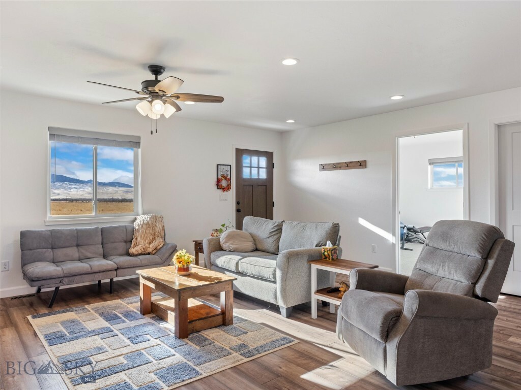 Property Photo: 4 Sapphire Way MT 59749