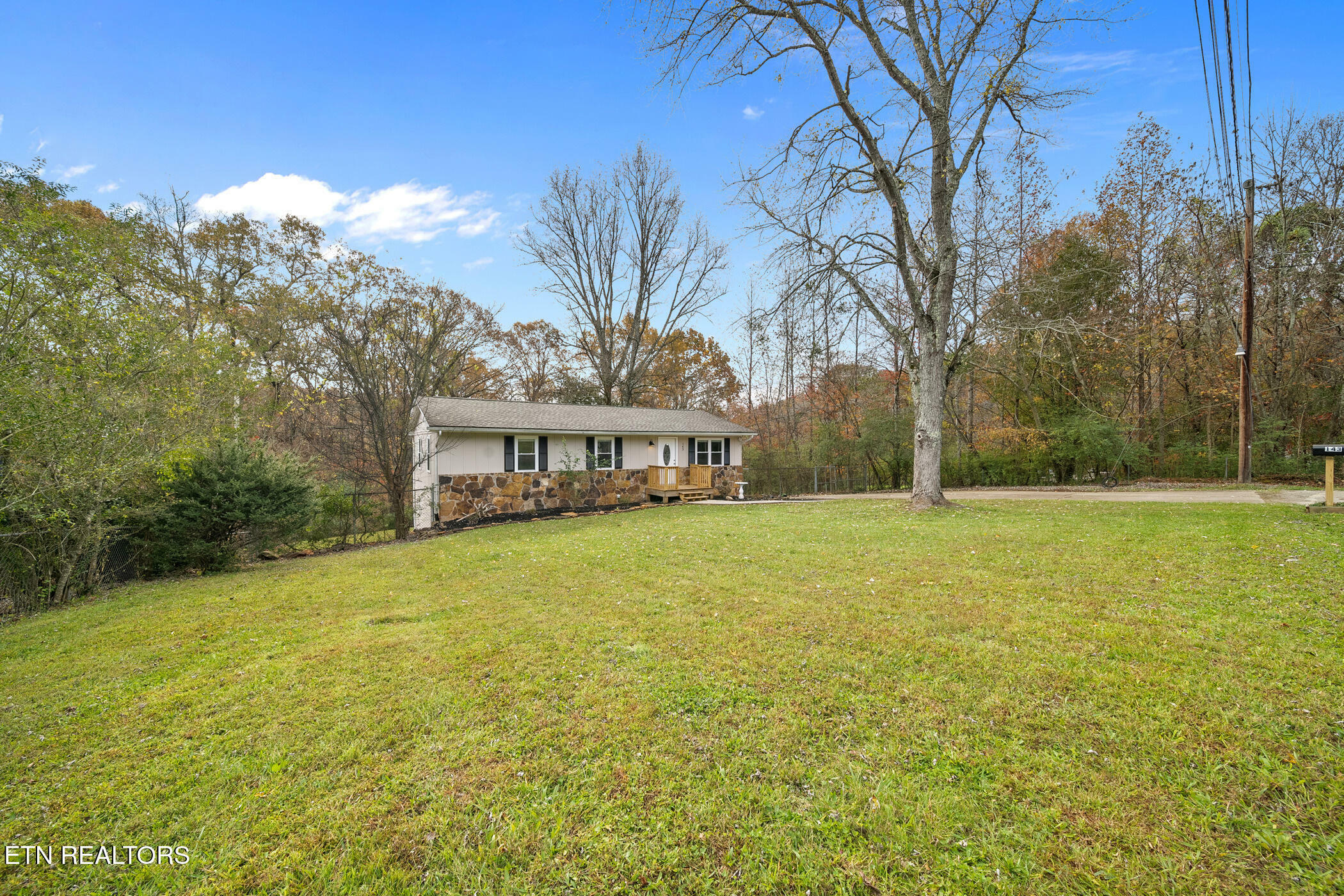 Property Photo:  143 Wright Rd  TN 37748 