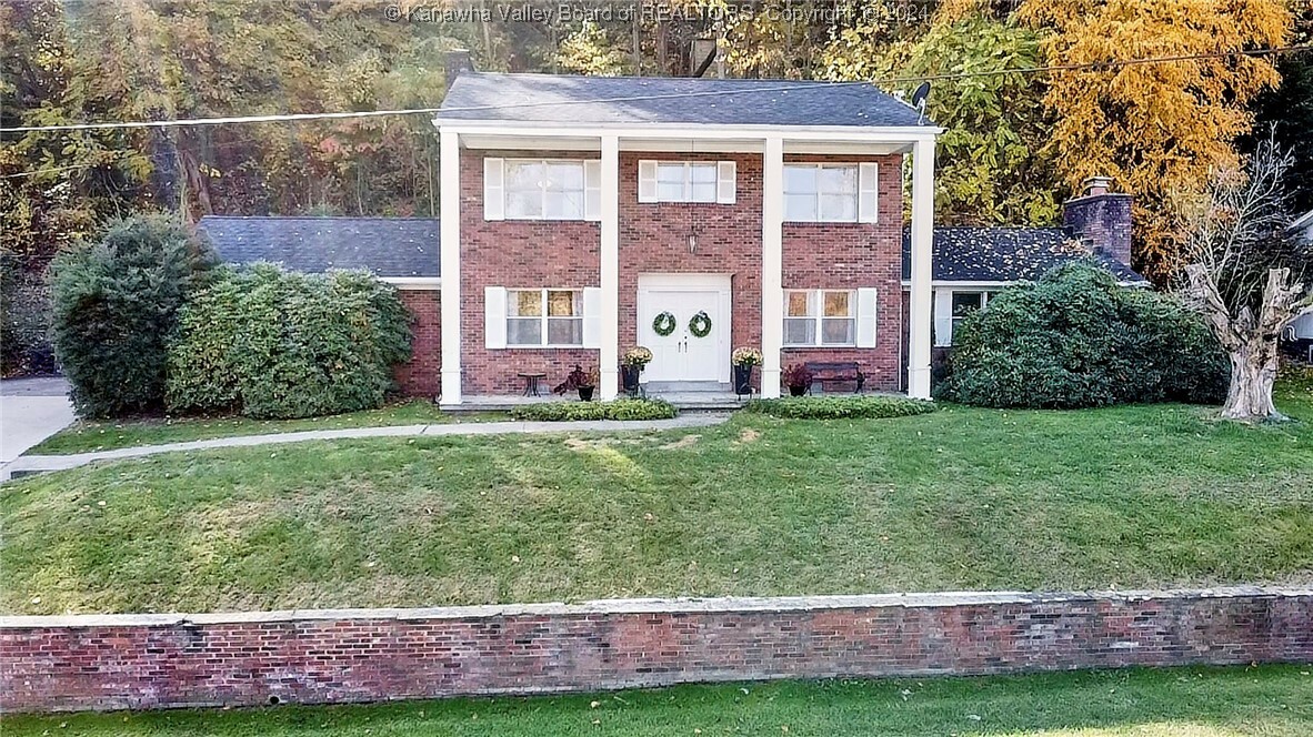 Property Photo:  4209 Chesterfield Avenue  WV 25304 