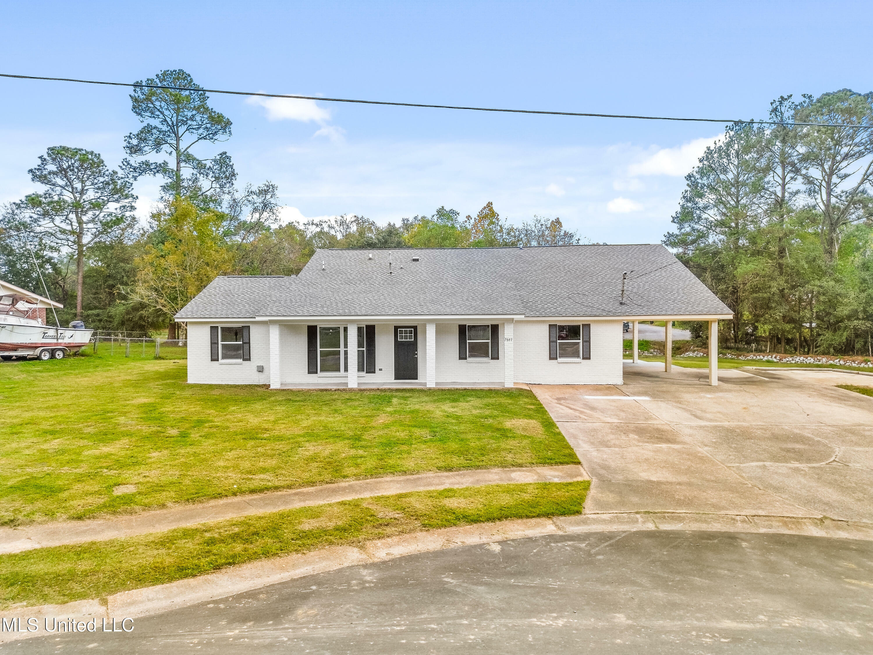 Property Photo: 7641 Portland Drive MS 39532