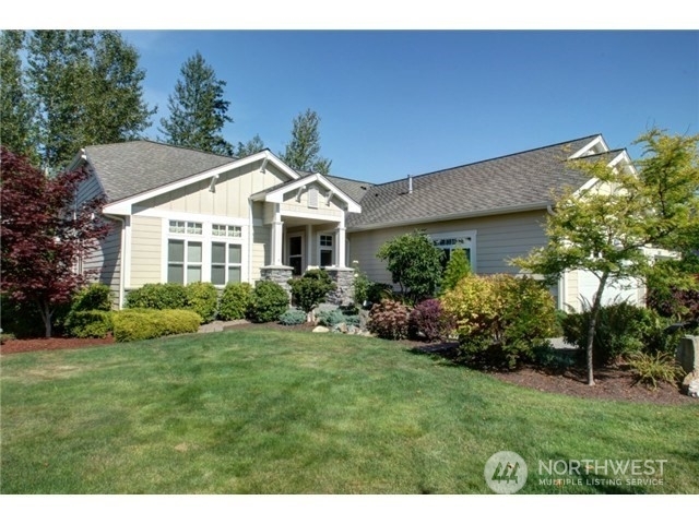 Property Photo:  1400  Eagle Ridge Drive Unit 7  WA 98274 