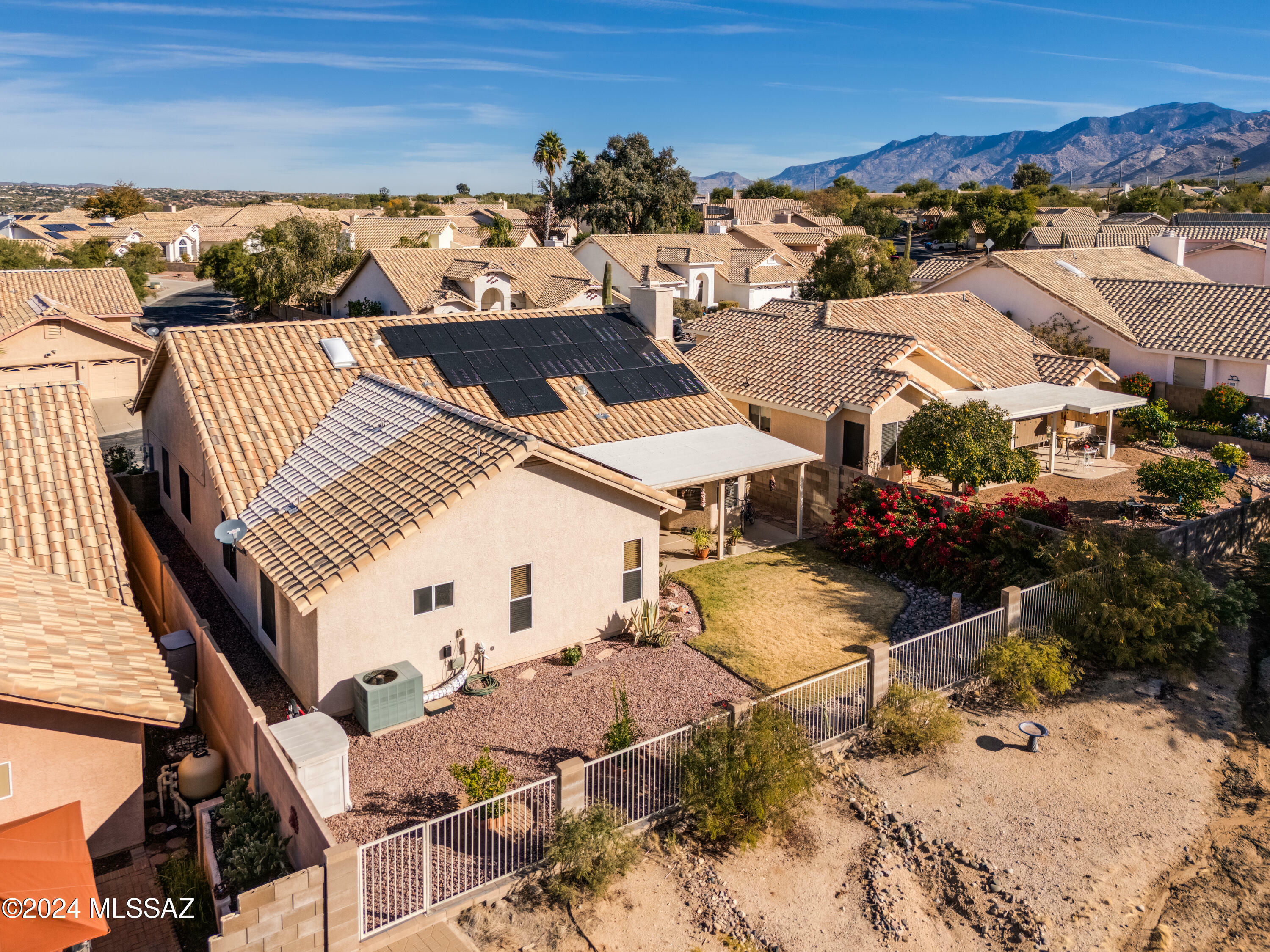 Property Photo:  1655 W Sunridge Drive  AZ 85704 