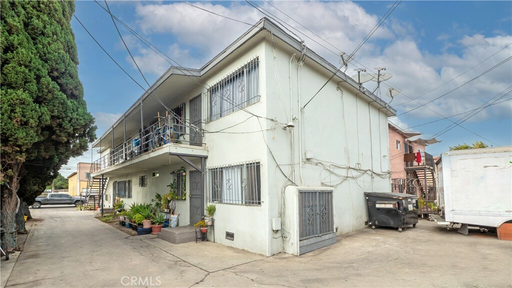 5110 Compton Avenue  Los Angeles CA 90011 photo