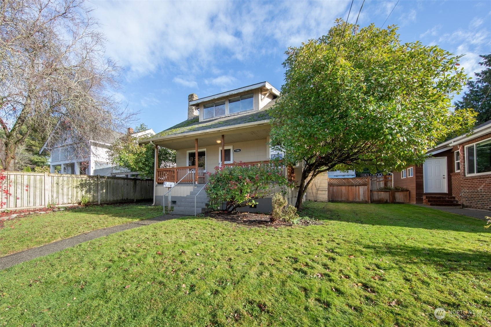 Property Photo:  7306  Blake Place SW  WA 98136 