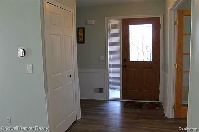 Property Photo:  1047 Wildwood Lane  MI 48188 