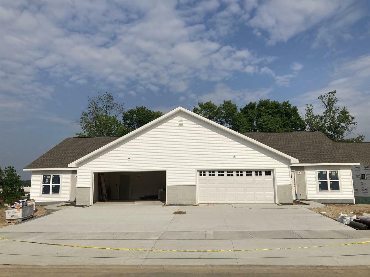 Property Photo: 1064 Armida Court WI 53959