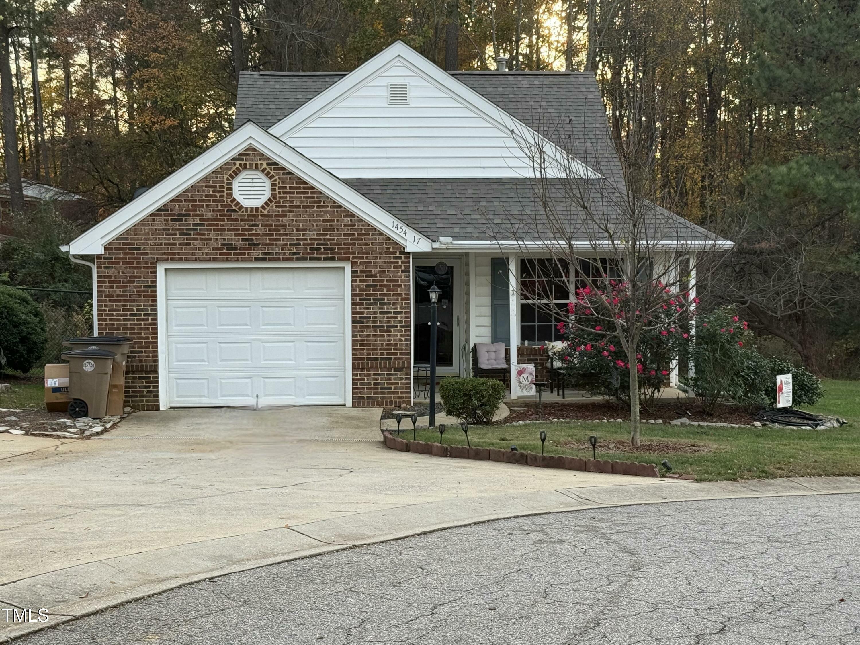 Property Photo:  1454 Cimarron Parkway 17  NC 27587 