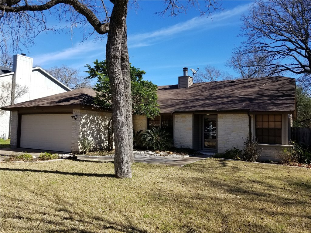 Property Photo:  404 Cedar Mound Pass  TX 78613 