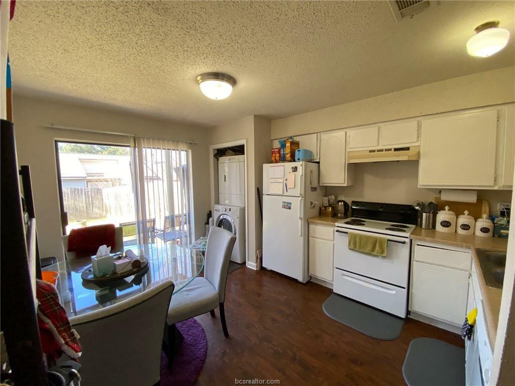 Property Photo:  411 Manuel Dr A  TX 77840 