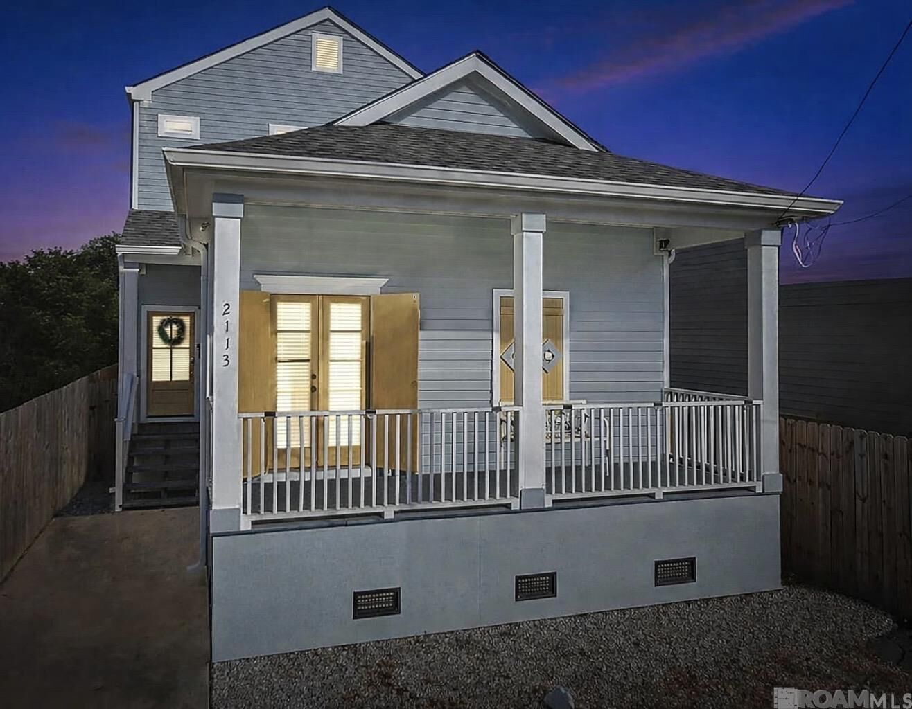Property Photo:  2113 First St  LA 70113 