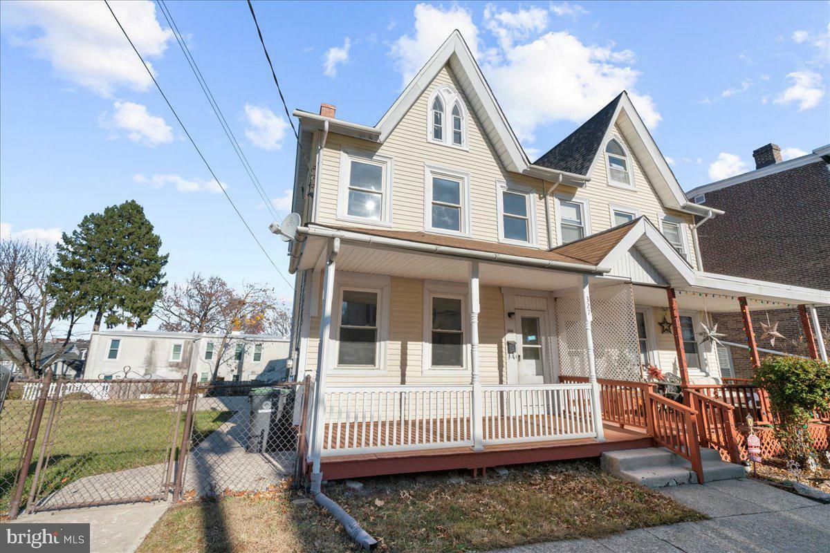 Property Photo:  327 1st Avenue  PA 19460 