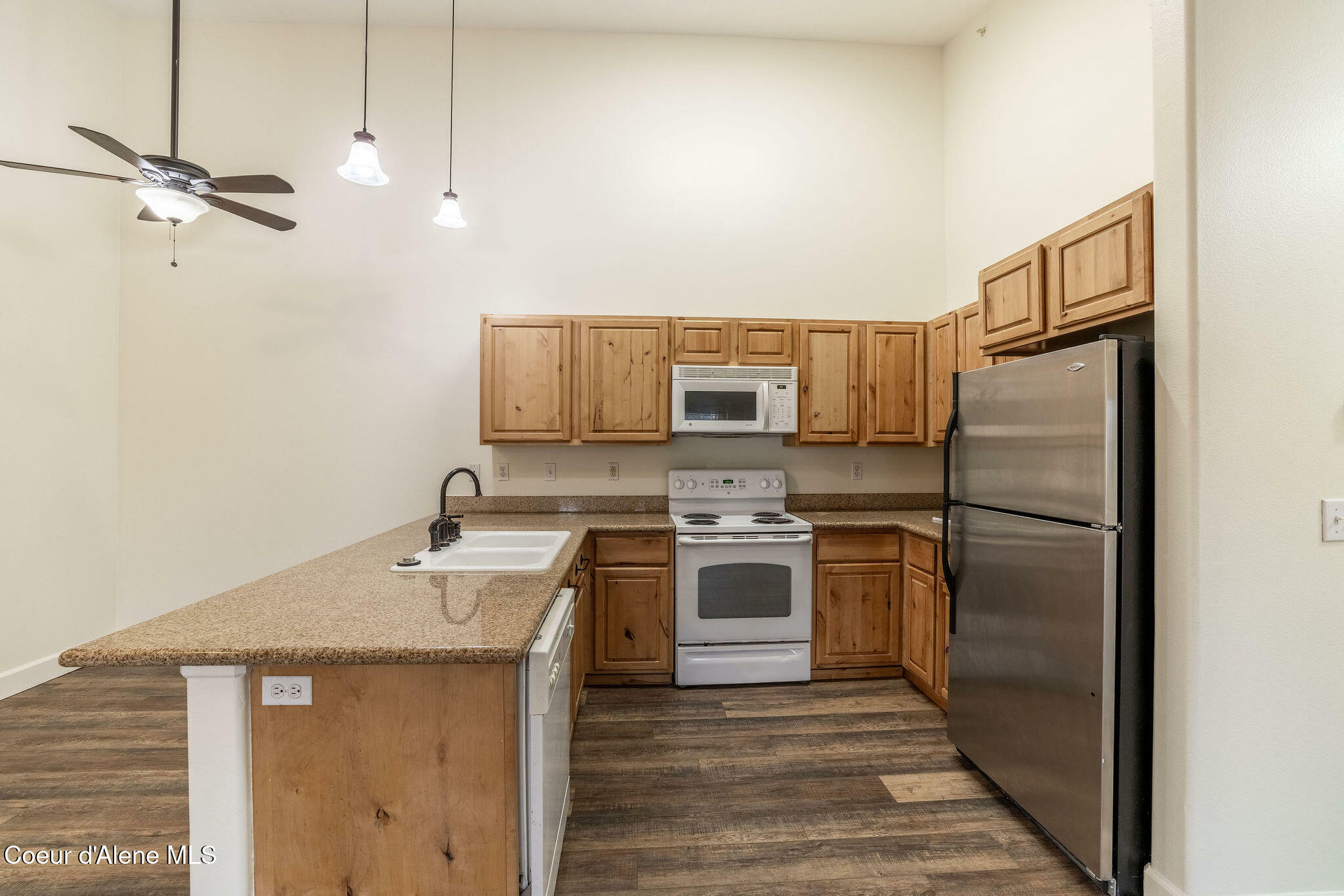 Property Photo:  6735 N Spurwing Loop #305  ID 83815 