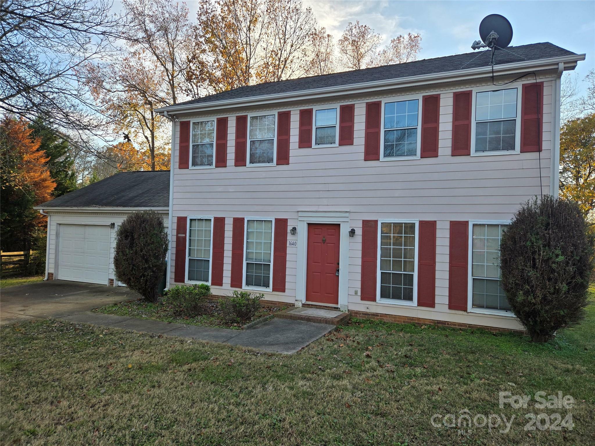 Property Photo:  1640 English Knoll Drive 43  NC 28105 