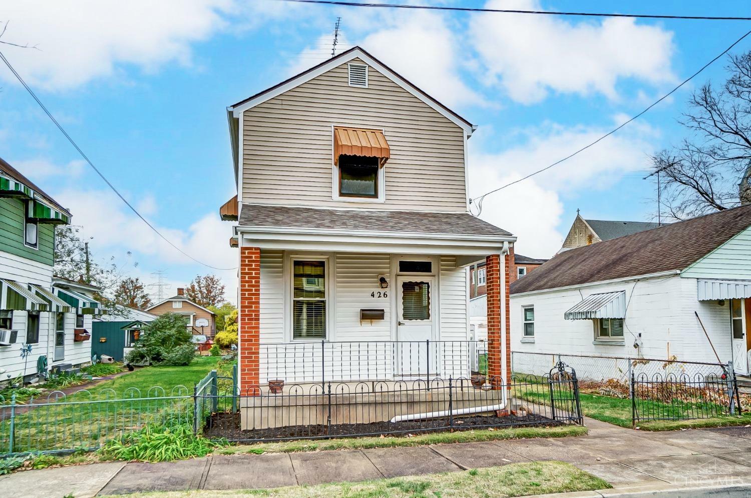 Property Photo:  426 Pearl Street  OH 45215 