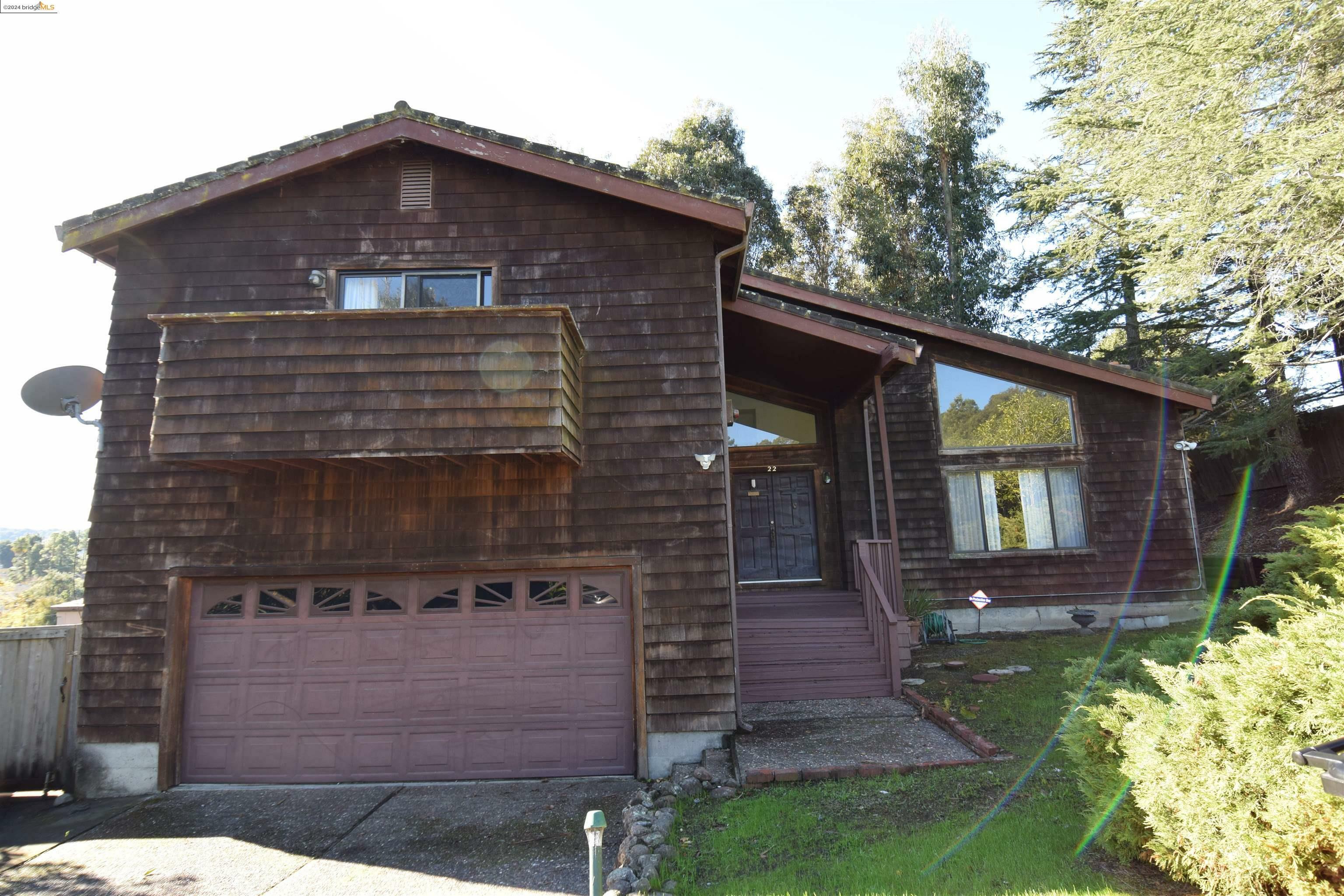 Property Photo:  22 Allen Ln  CA 94803 