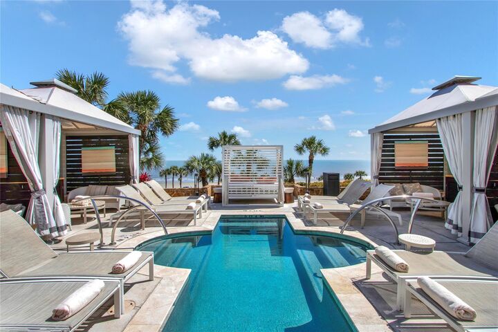 Property Photo: 5220 Seawall Boulevard 1432B TX 77551