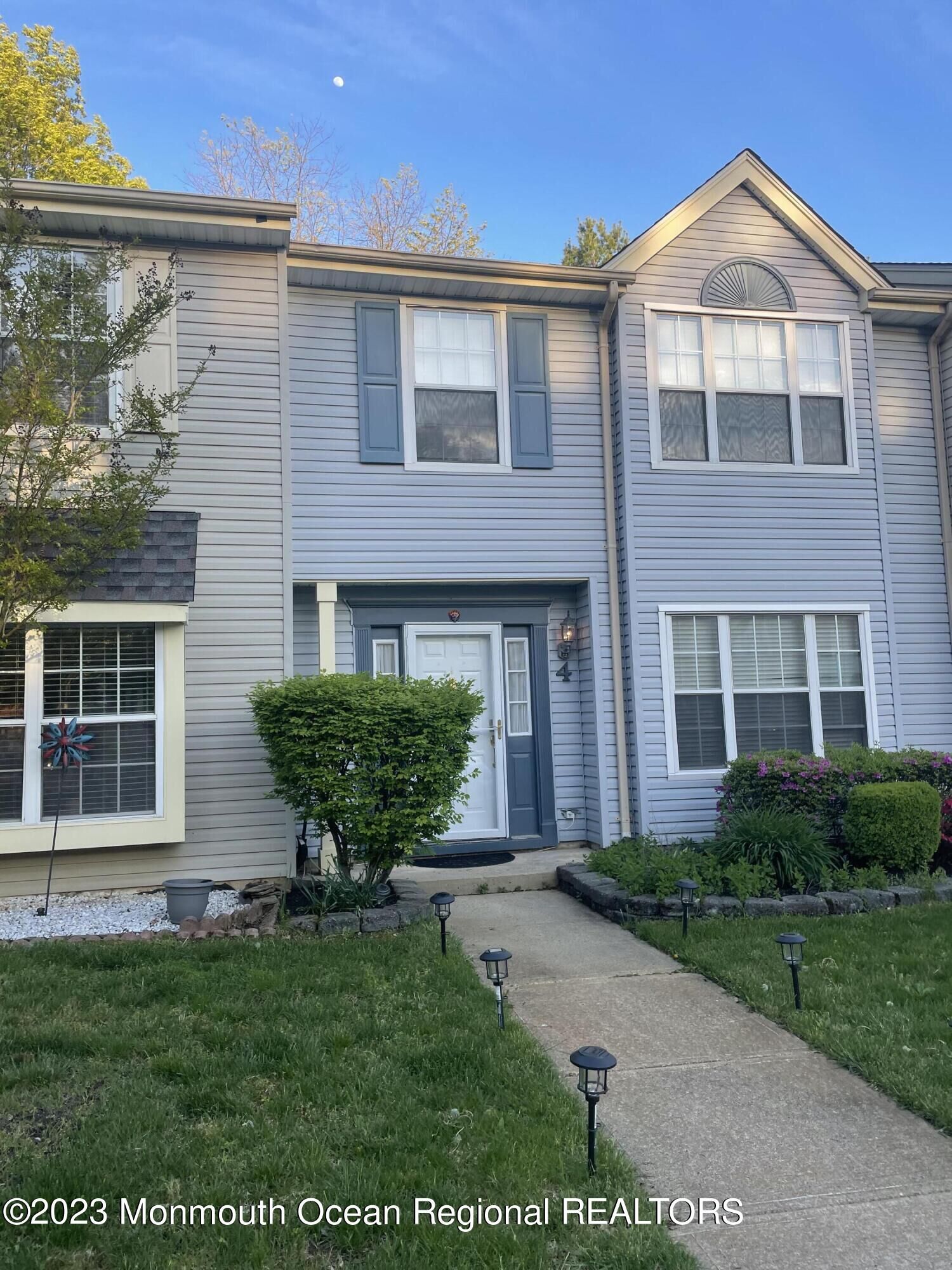 Property Photo:  56 Kensington Court 4  NJ 07728 