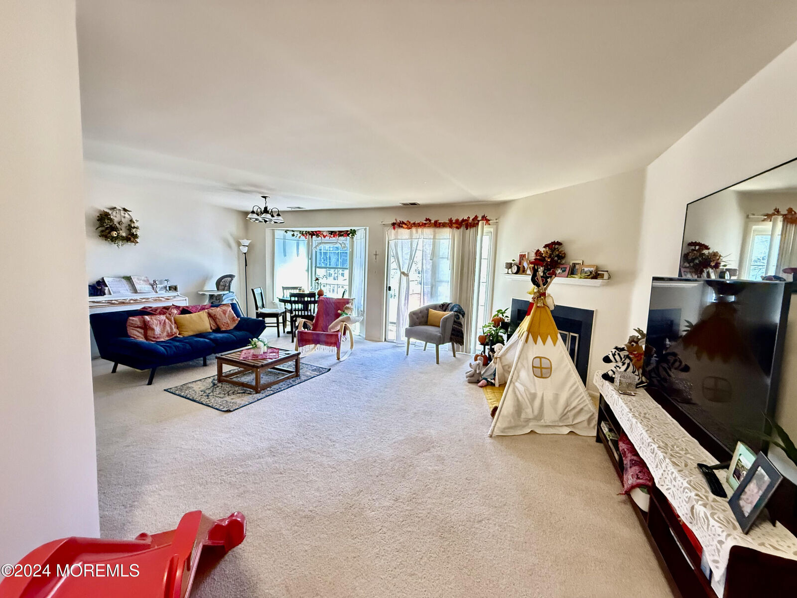 Property Photo:  309 Trinity Court  NJ 08540 