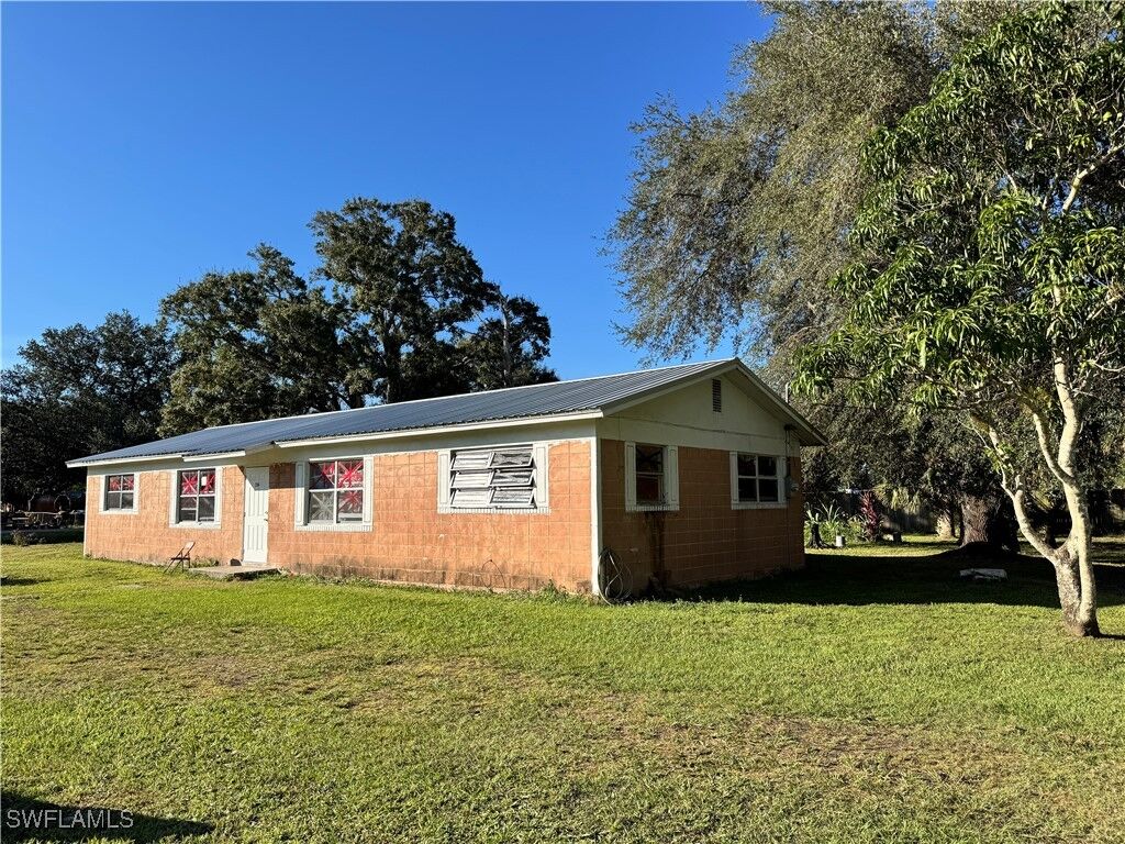 Property Photo: