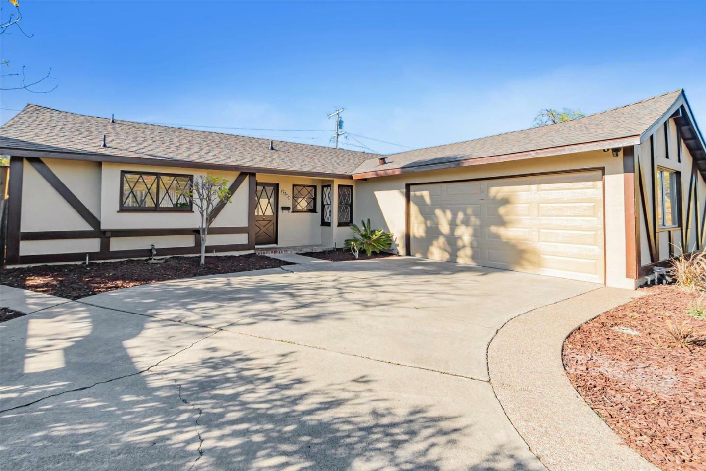 Property Photo:  5569 Yale Drive  CA 95118 