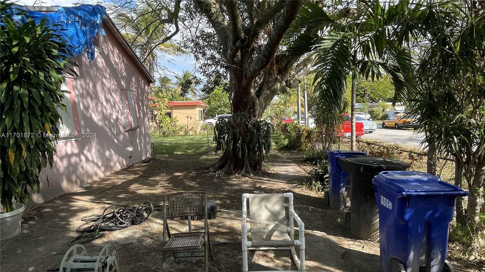 Property Photo:  17301 NE 4th Ave  FL 33162 