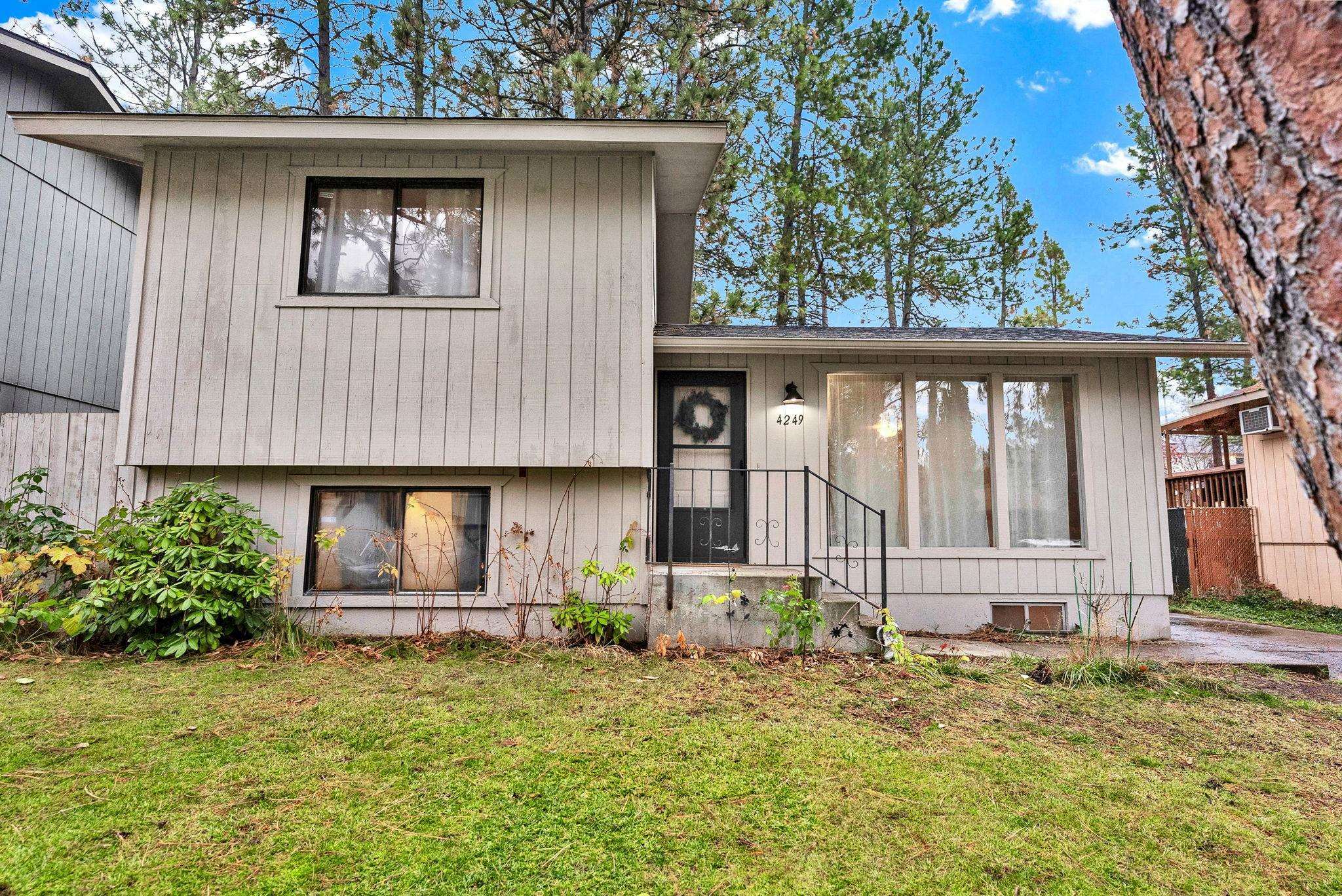 Property Photo:  4249 E 34th Ave  WA 99223 