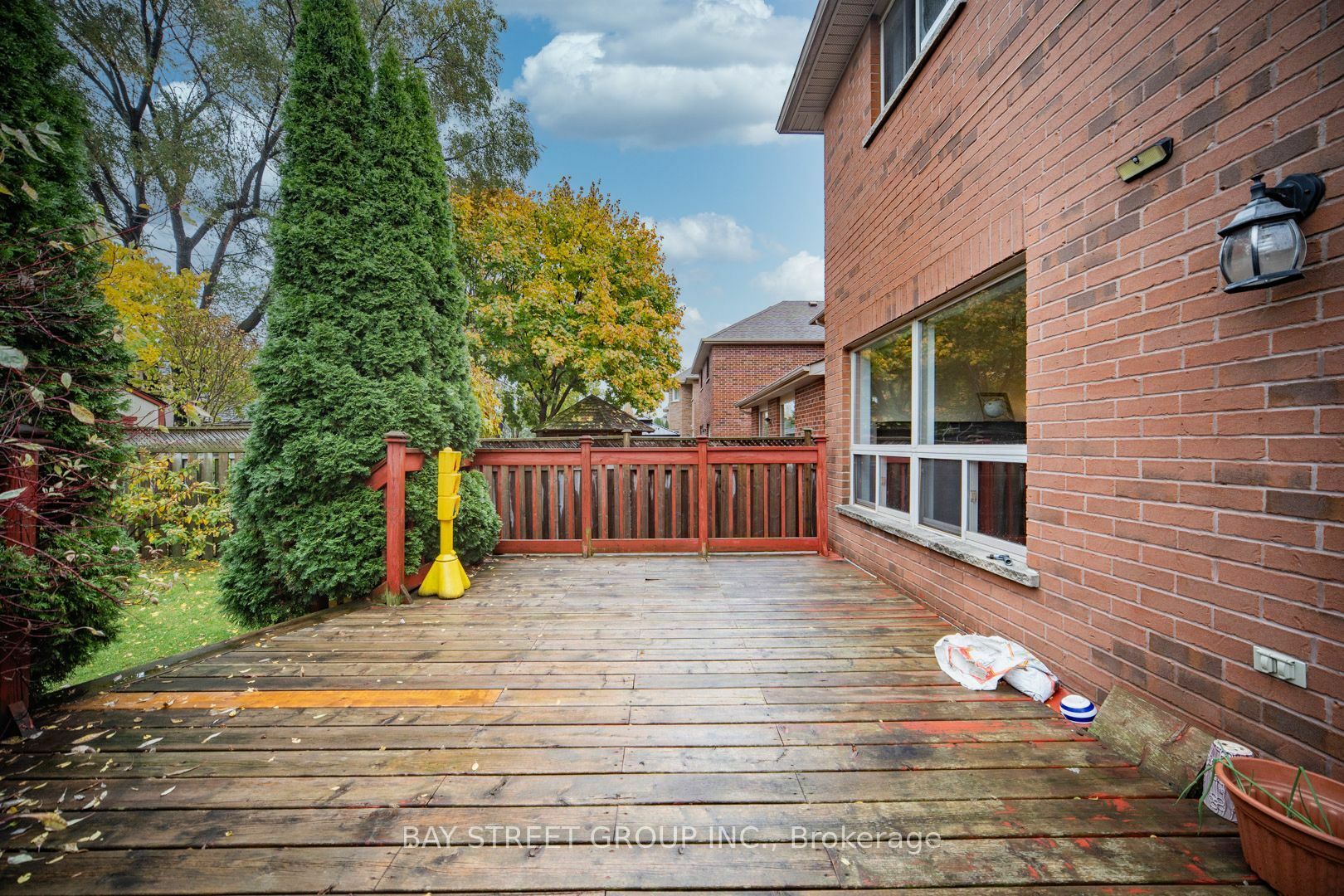 Property Photo:  2513 Longridge Cres  ON L6H 6S2 