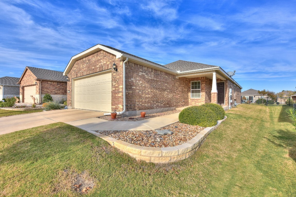 223 Comal Lane  Georgetown TX 78633 photo